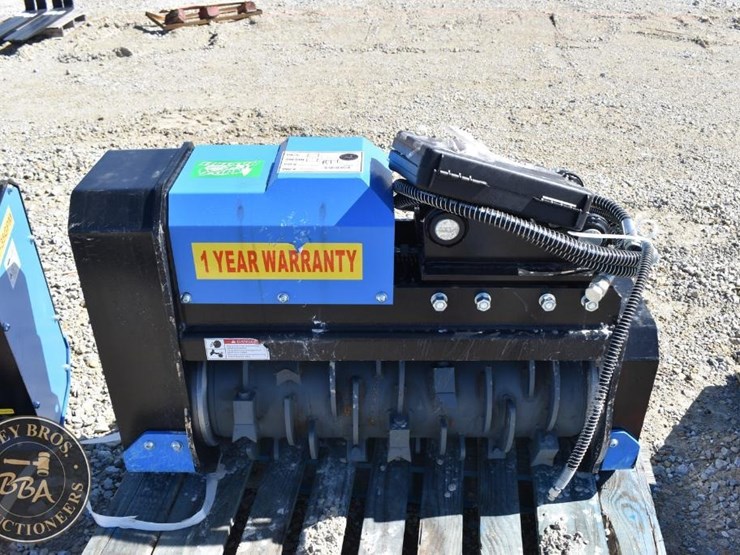 caterpillar-305-image-1