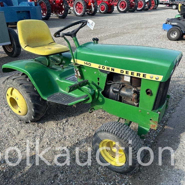 JOHN DEERE 140