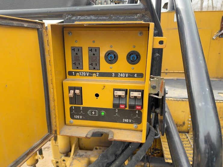 2010-caterpillar-ap-555e-image-35