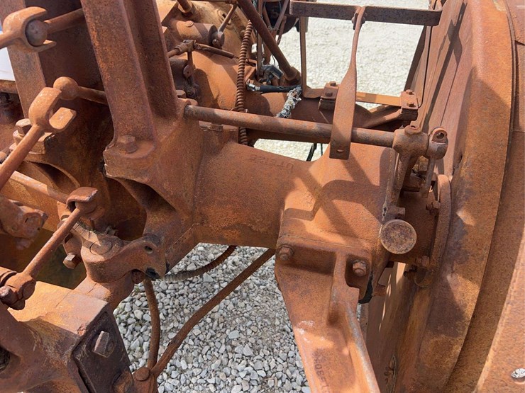 moline-universal-image-22