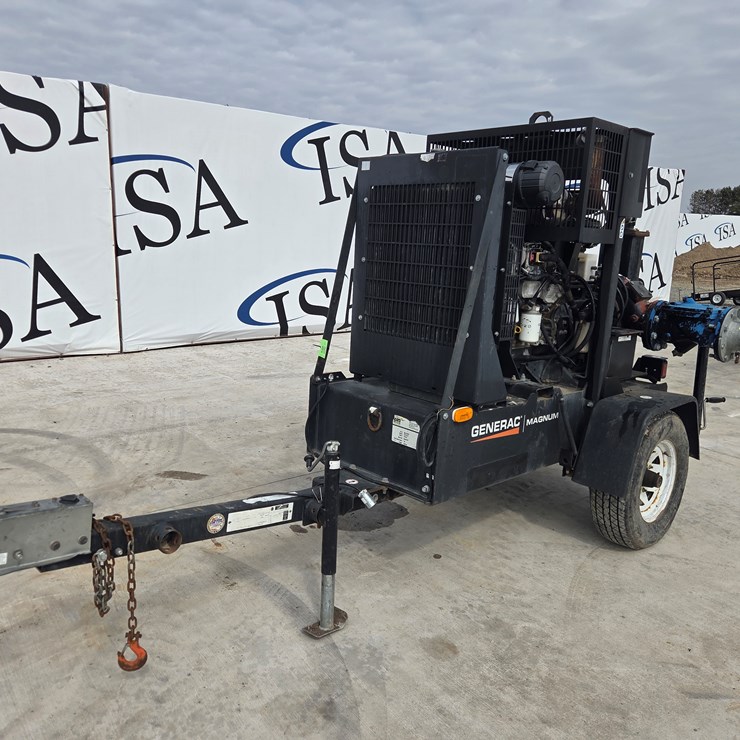 2016 MASSEY-FERGUSON 8