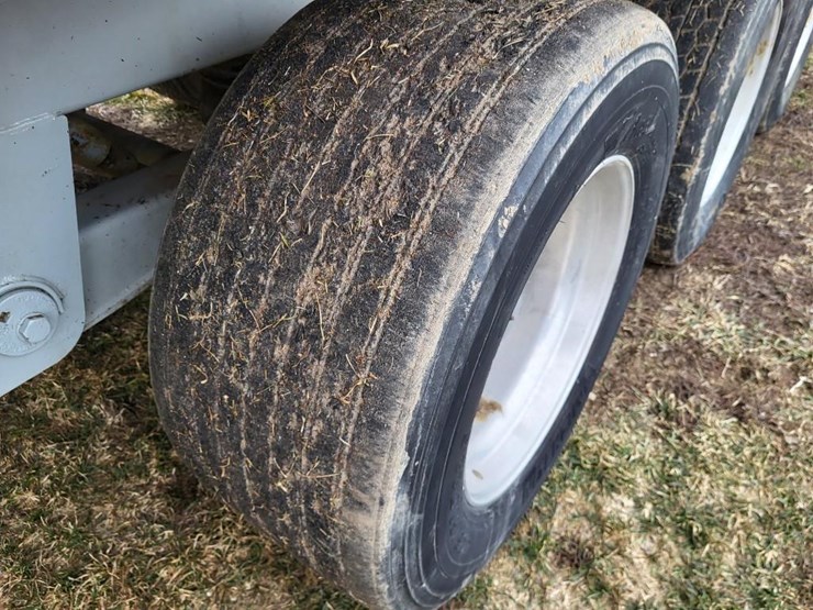 silage-wagon-image-14