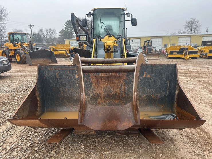 2016-komatsu-wa270-7-image-8