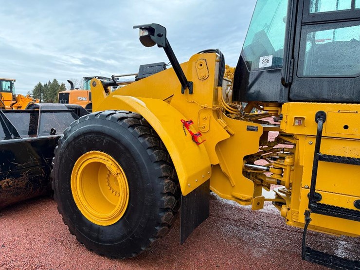 2018-caterpillar-950gc-image-23