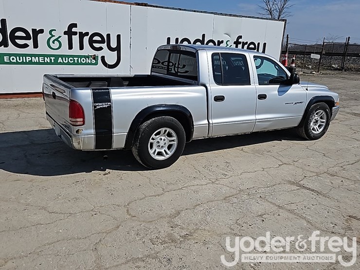 2001-dodge-dakota-sport-image-4