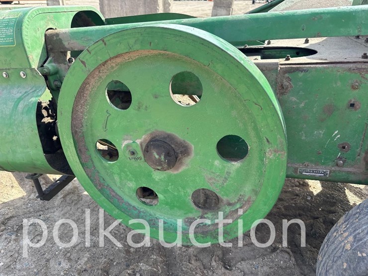 john-deere-24-image-9