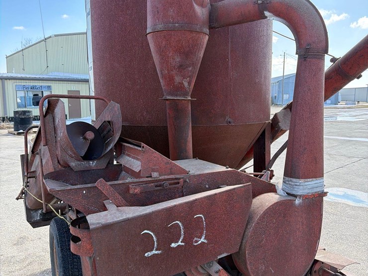 farmhand-feedmaster-grinder-mixer-image-18