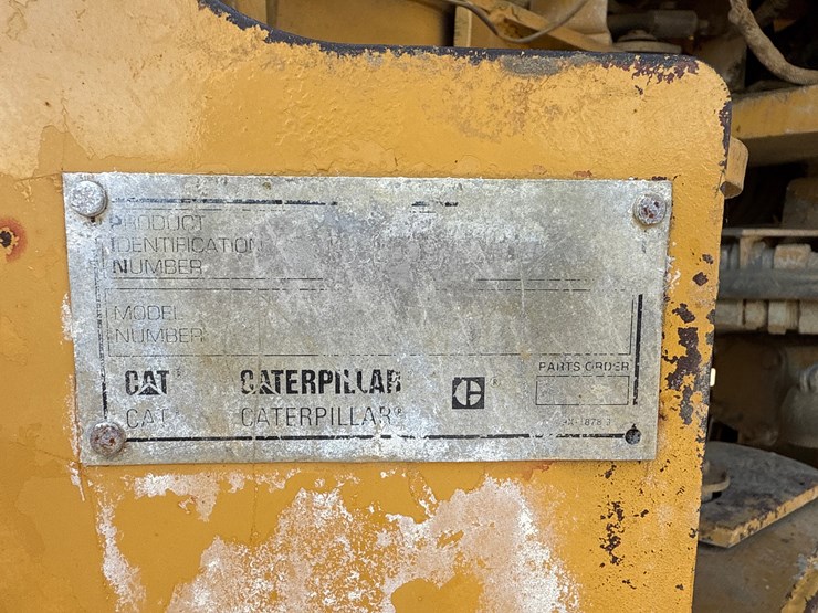 caterpillar-it28f-image-43