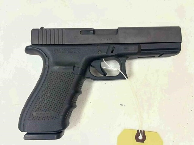 glock-pistol-image-1