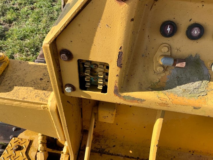 #350-•-1978-komatsu-d31-16-dozer-image-20