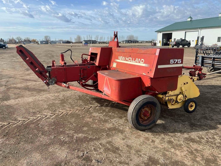 new-holland-575-image-5