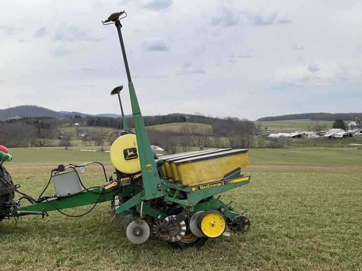 john-deere-6-image-2