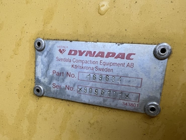 2001-dynapac-ca152-image-12