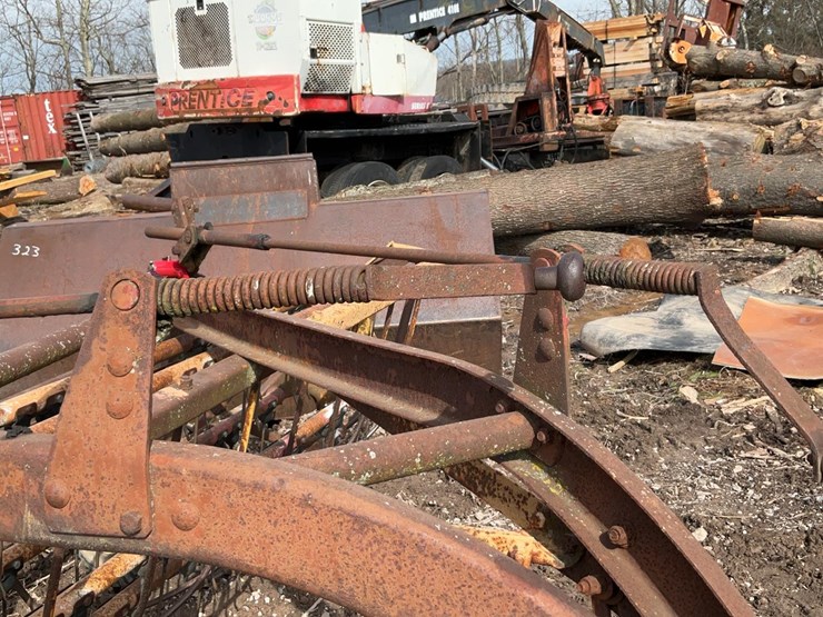 #712-•-new-holland-rollbar-rake-image-14