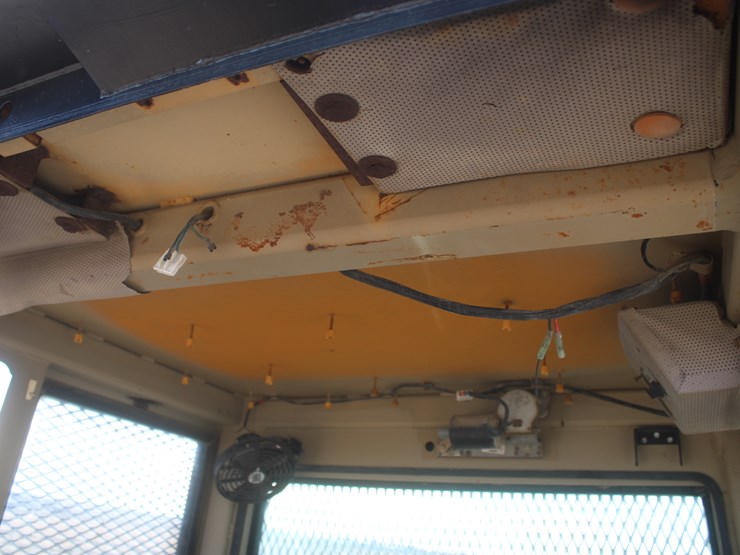 1990-komatsu-d37e-image-62