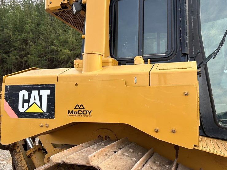 2015-caterpillar-d6t-lgp-image-41