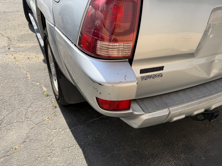 2004-toyota-4-runner-image-16