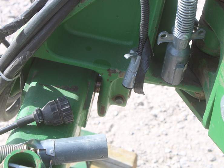 john-deere-7200-image-14