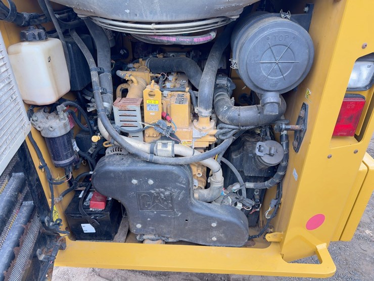 2016-caterpillar-279d-image-17