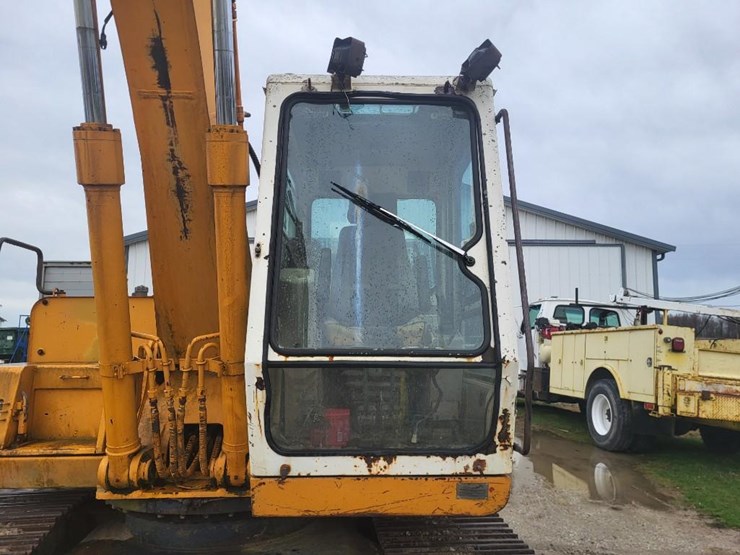 hyundai-robex-130-lc-image-37