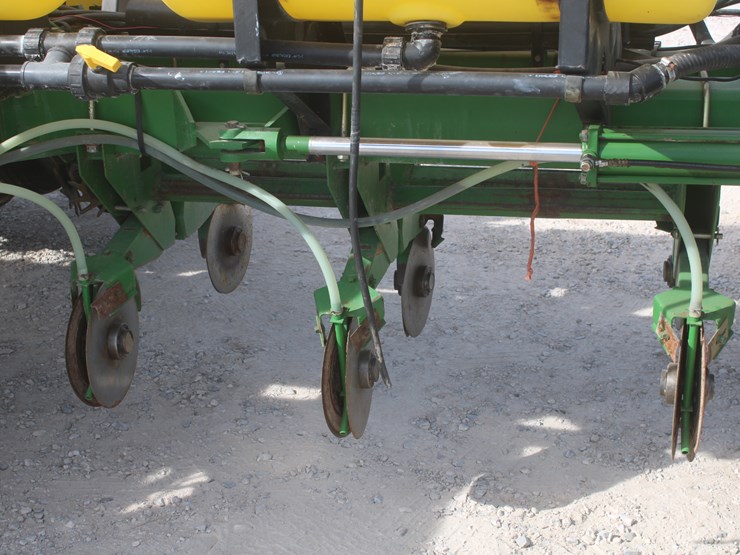 john-deere-7200-image-27