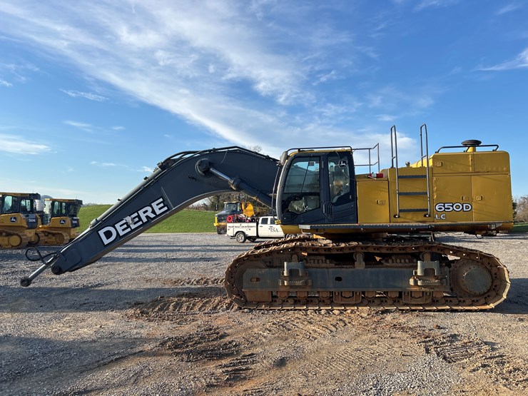 2006-deere-650d-lc-image-2
