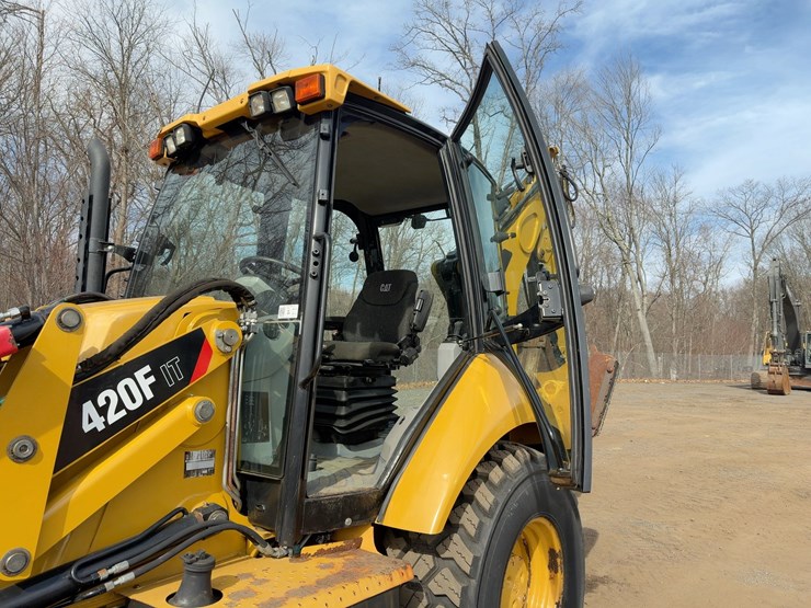 2012-caterpillar-420f-it-image-24