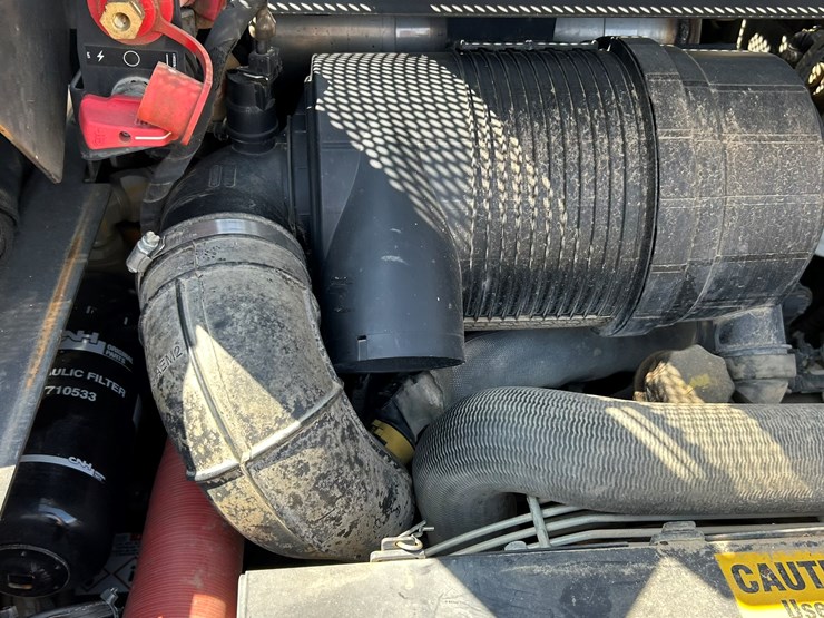 2023-case-tv450b-image-29