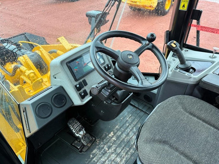 2018-caterpillar-950gc-image-46