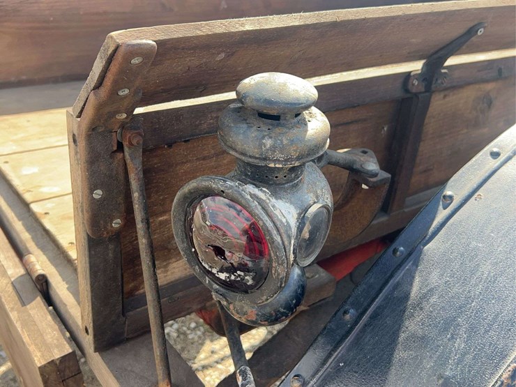 international-highwheeler-image-40