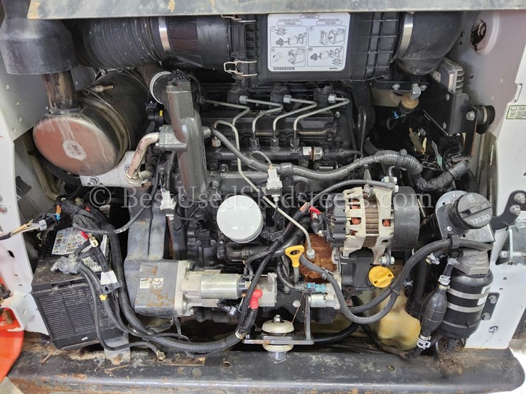 2019-bobcat-t595-image-14