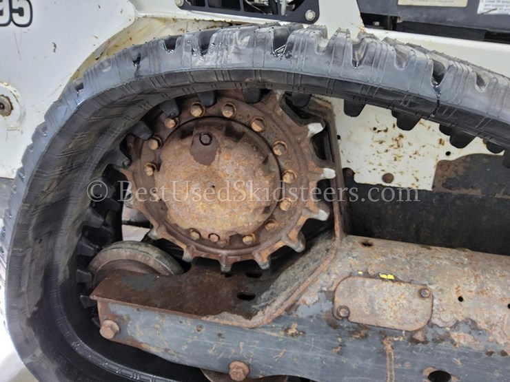 2019-bobcat-t595-image-11