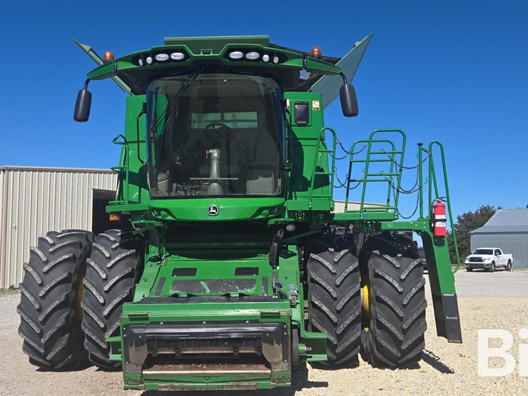 2016-john-deere-s680-image-2
