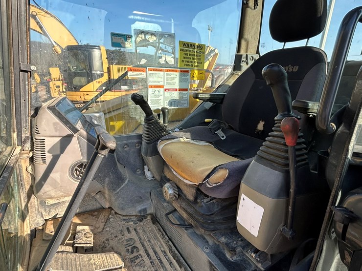 2017-komatsu-pc88mr-10-image-46