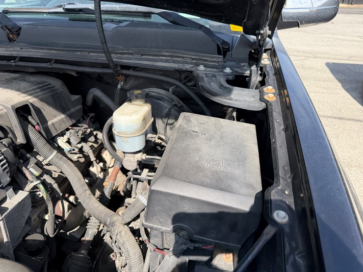 2012-chevrolet-silverado-1500-image-43