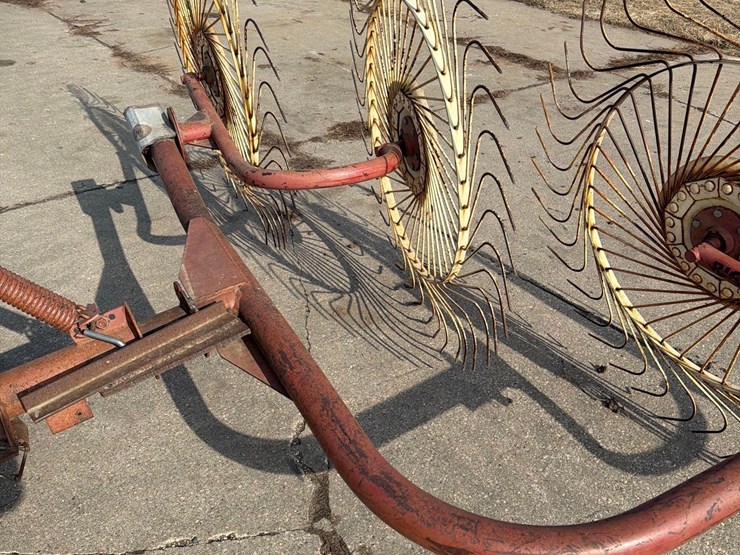 da-co-4-wheel-3pt-rake-image-11