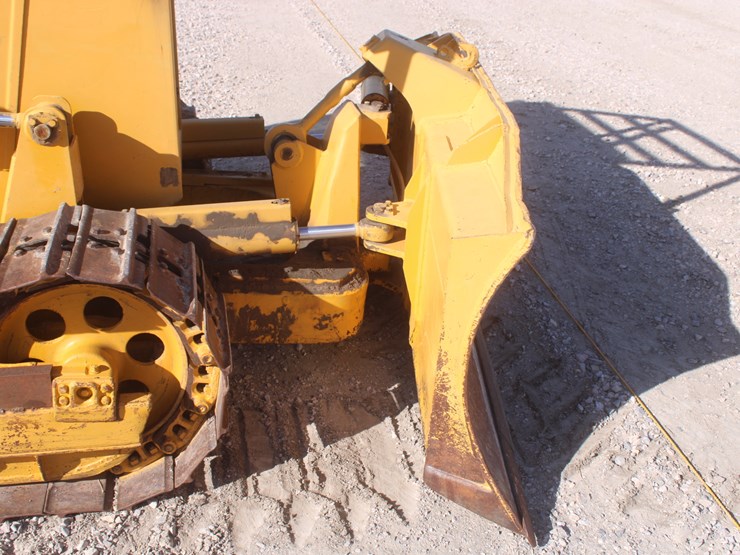 1990-komatsu-d37e-image-13