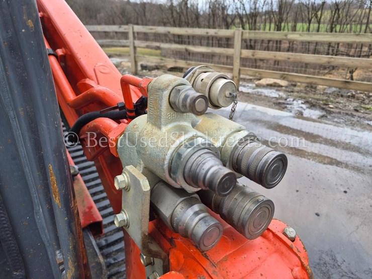 2021-kubota-svl95-2-skid-steer-loader-image-19