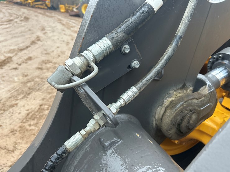 2019-volvo-l90h-image-14