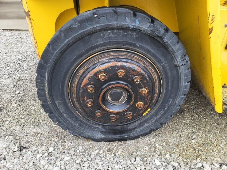 2012-yale-forklift-image-31