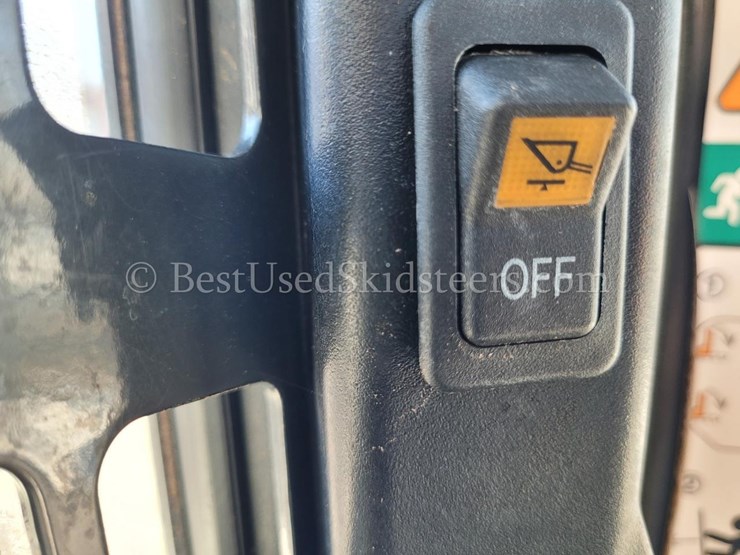 2018-bobcat-t870-image-16