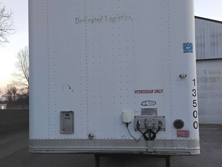 2013-great-dane-van-image-8