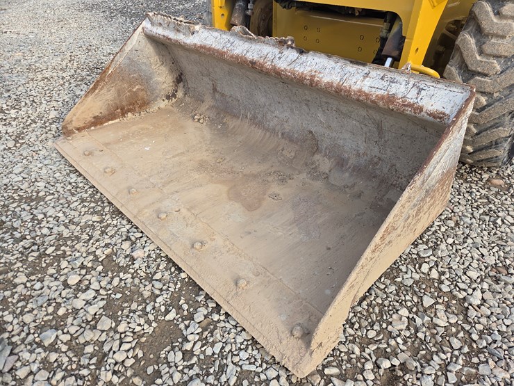 massey-ferguson-8-image-10