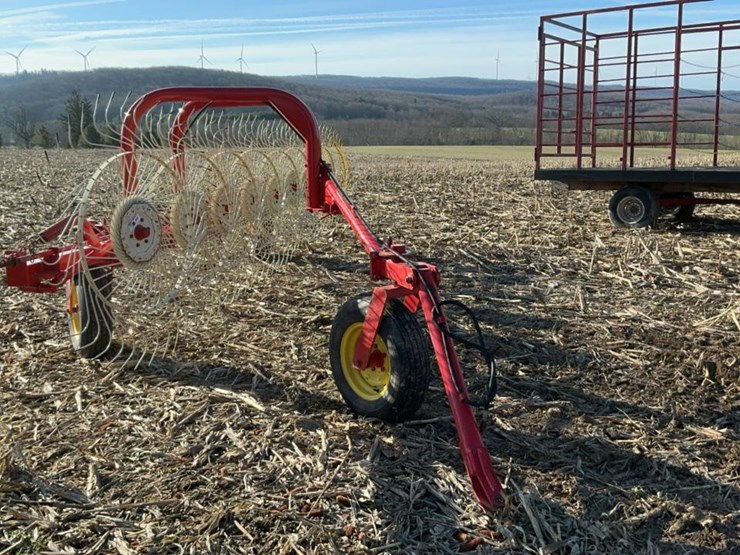 #713-•-sitrex-hay-rake-image-1