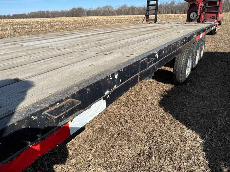 tri-axle-flat-deck-trailer,-ramps,-ball-hitch,-20'-x-8'-image-9