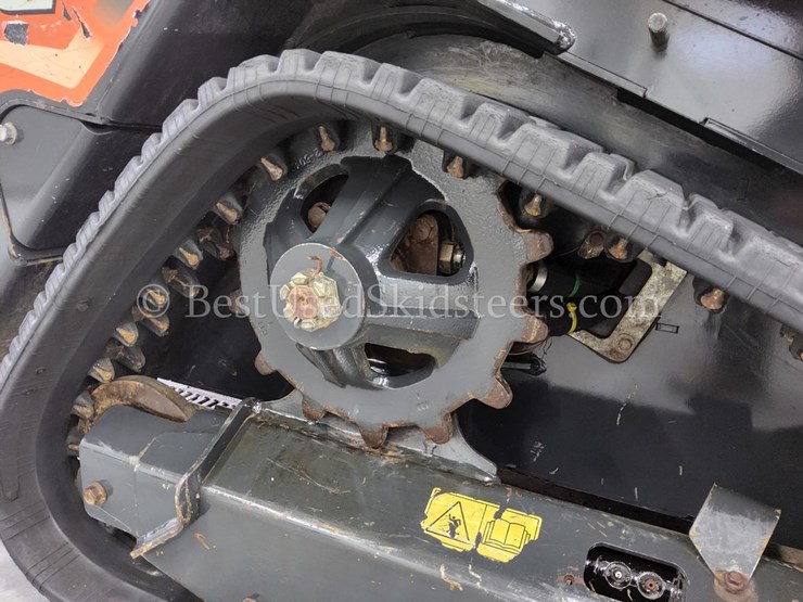 2022-kubota-scl1000-image-21