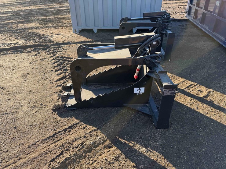 2025-stump-grab-bucket-image-2