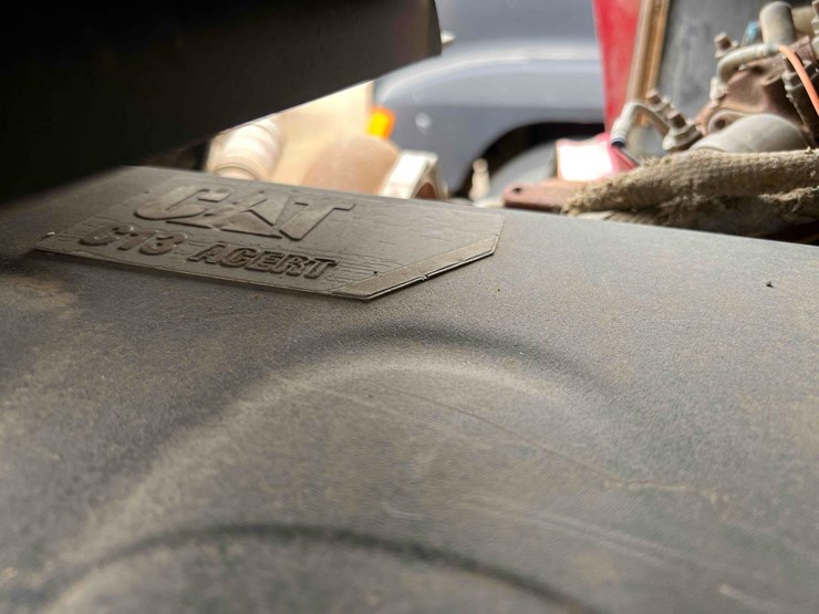 2010-kenworth-t800-image-14