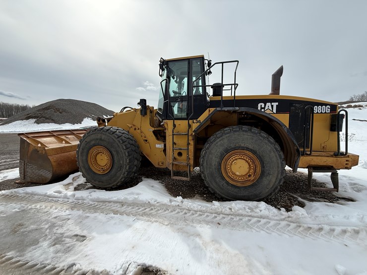 caterpillar-980g-image-2
