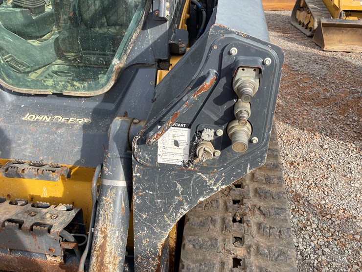 2019-deere-333g-image-17